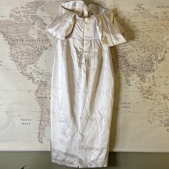 HOUSE OF CB 'Rhoda' Champagne Satin Bustier Bardot Dress NWOT - Picture 9 of 13